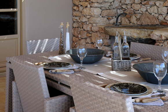 luxury villa rental-luxury holiday home-vacation villa in Greece-Cyclades-Paros-Aliki