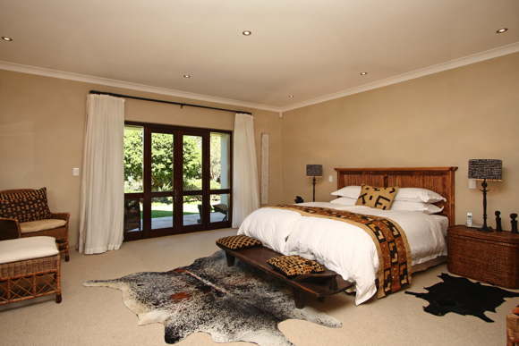 luxury villa in Hout Bay-holiday rental with pool Cape Town