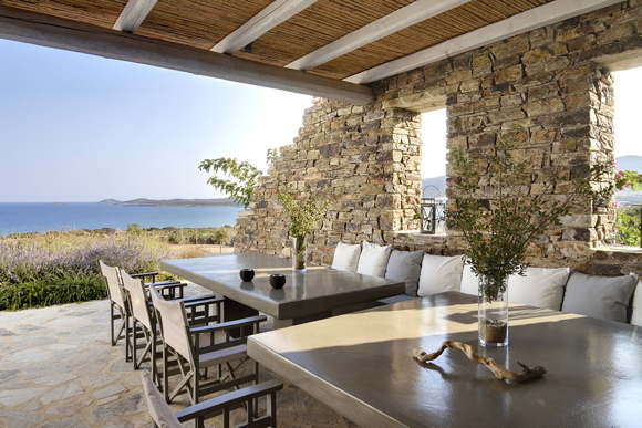 Exclusive holiday rental villa with staff in Antiparos Greece