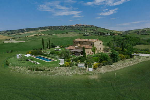 holiday villa - luxury villa-pool-rent-Italy-Tuscany-service