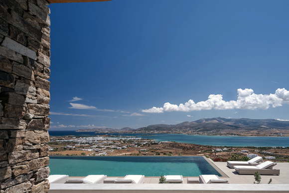 luxury vacation villa with pool in Greece-Cyclades-Antiparos