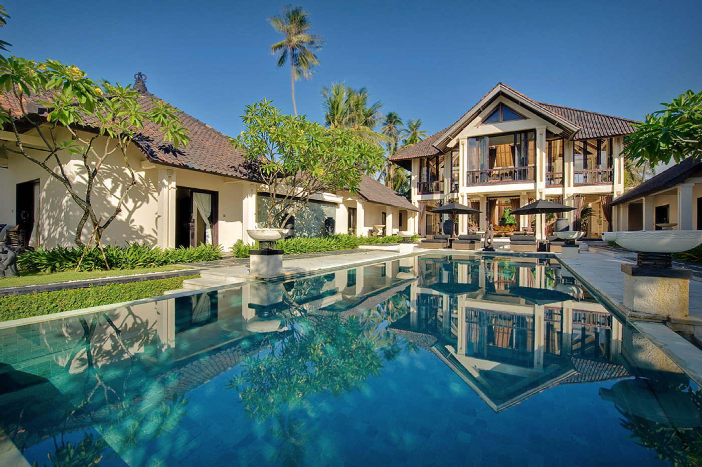 Exclusive holiday rental villa with pool and service in Bali