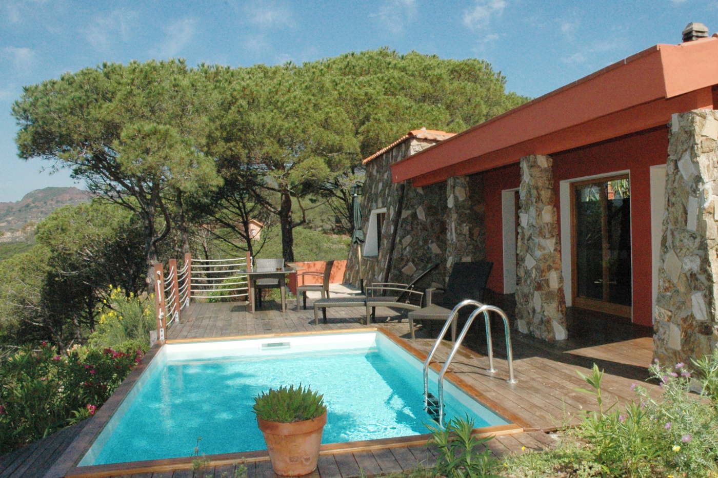 Vacation villa with private pool in Italy Elba Costa dei Gabbiani