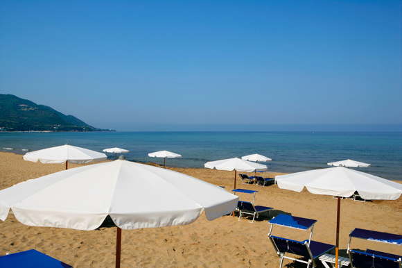 Luxury hotel with suites directly at the sea in Campania Italy