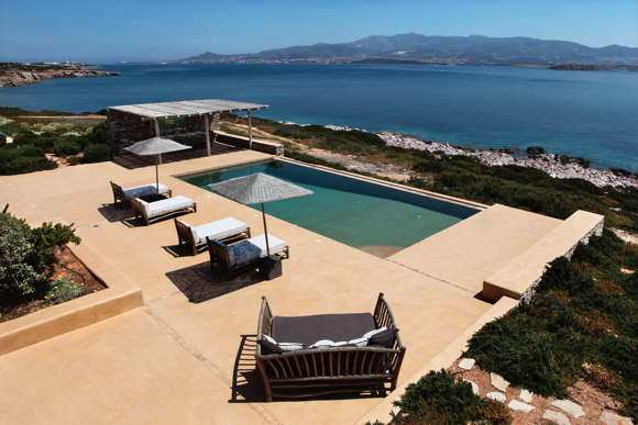 Seafront luxury villa for holiday rental in Antiparos Greece