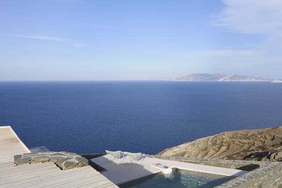Holiday rental home with pool in Greece: DOMIZILE REISEN