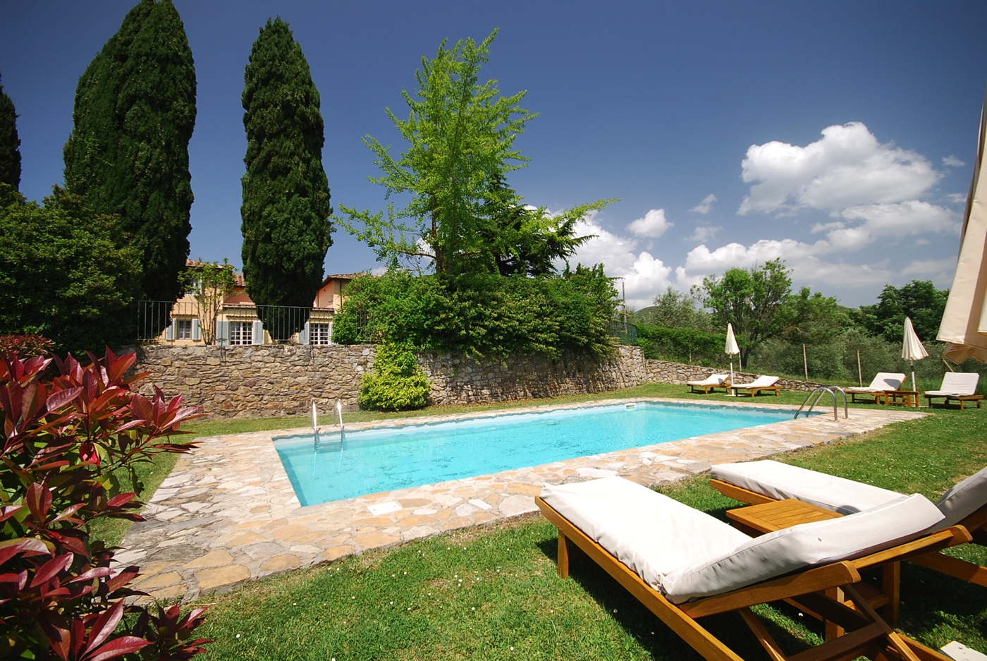 holiday rental-apartment with shared pool-Chianti-Borgo San Felice-Tuscany-Italy
