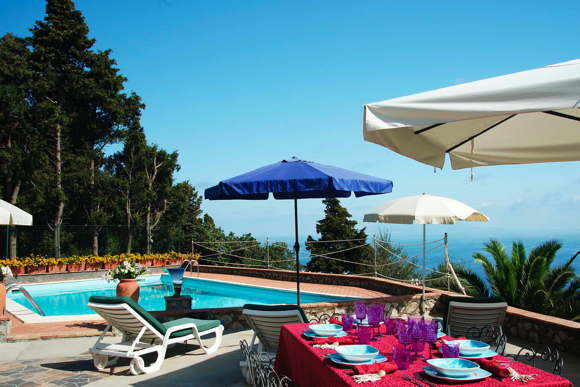 Luxury villa in classical architecture of Capri with pool