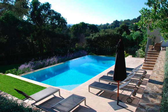 Luxury holiday villa with pool on the beach France Côte d'Azur