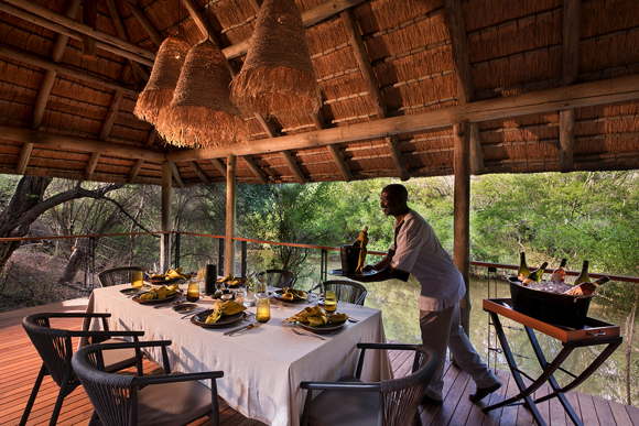 luxury villa-luxury holiday home-vacation villa in Africa-South Africa-Madikwe Game Reserve-Madikwe