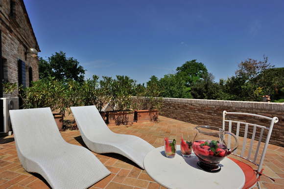 Manor House with private pool as holiday rental villa Marche Italy