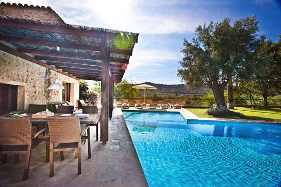 luxury finca with spacious terraces in Spain-Ibiza-San Antonio rented by DOMIZILE REISEN