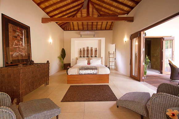 Luxury villa with pool-service included-Sri Lanka-Weligama
