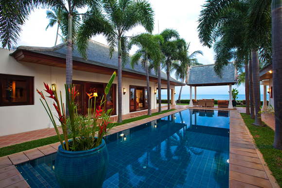 luxury villa with 5 bedrooms for large families in Suratthani-Koh Samui-Thailand