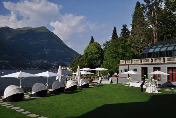 Hotel luxury resort with spa and direct access to Lake Como Italy