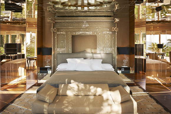 Magnificent luxury villa directly on the beach pool Marbella Club Costa del Sol
