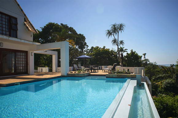 Rental villa for golfers with pool at golfcourse by the sea Southbroom South Africa