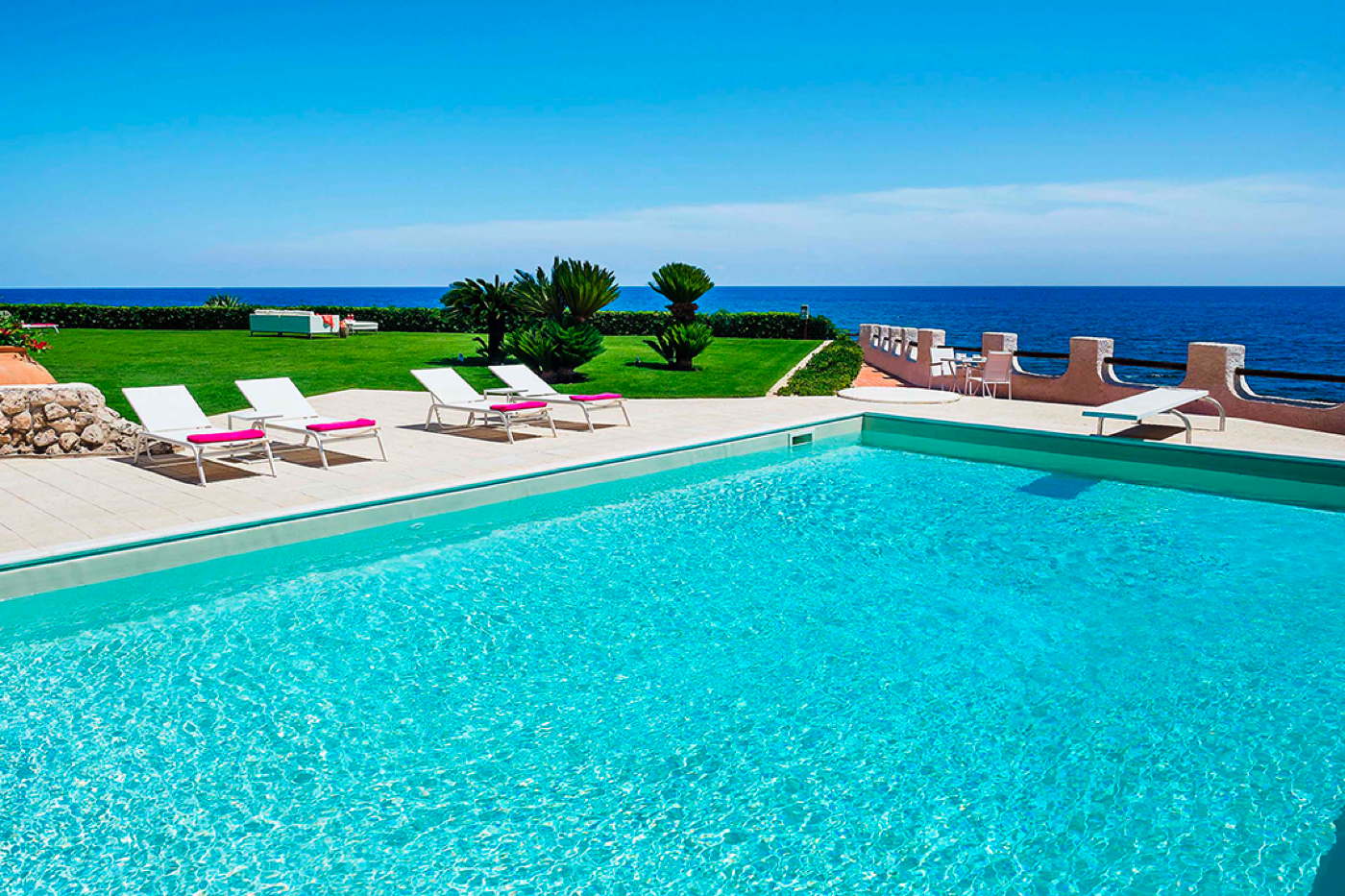 holiday villa-vacation home-villa rental-Italy-Sicily-Fontane Bianche