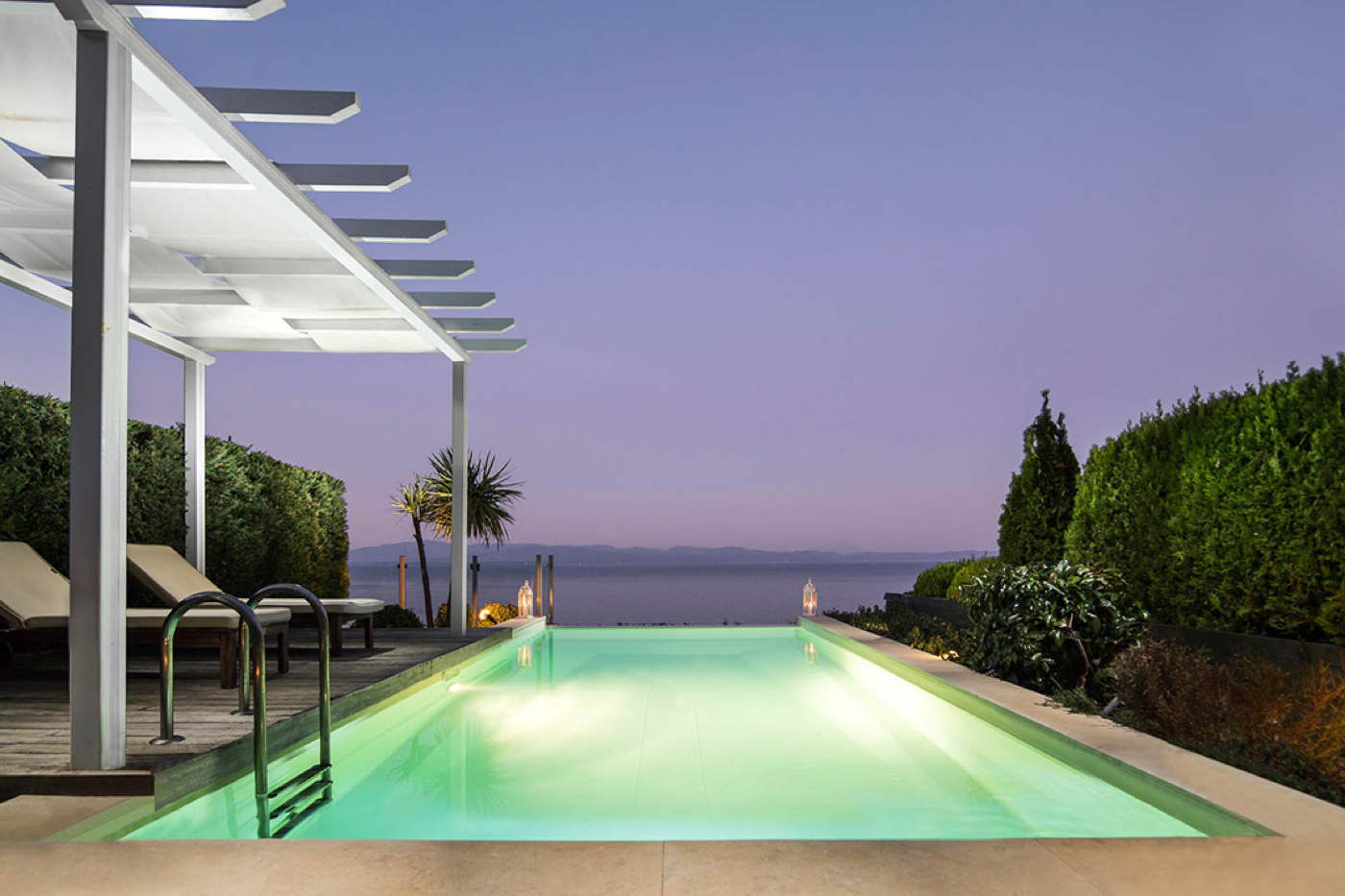 Beachfront holiday villa with pool in Halkidiki Greece