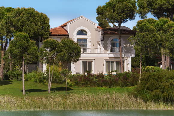 Luxury-Golfvilla-Hotel-service-Turkey-Antalya-Belek