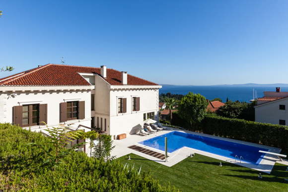 villa with service and pool-rental villa-holiday rental-vacation villa in Croatia-Split