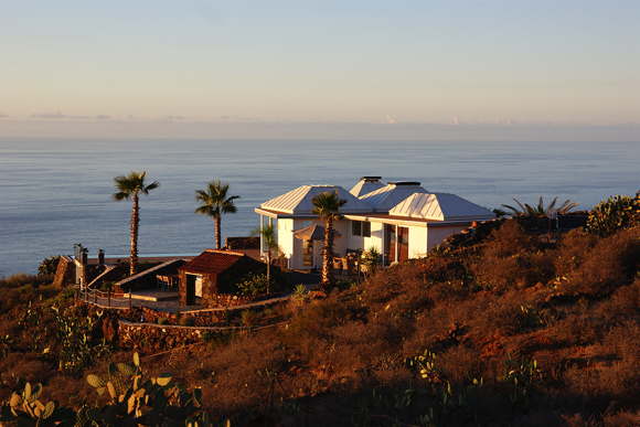 Rental villa Pura Vida-finca Spain-Canary Islands-La Palma-Puntagorda by DOMIZILE REISEN