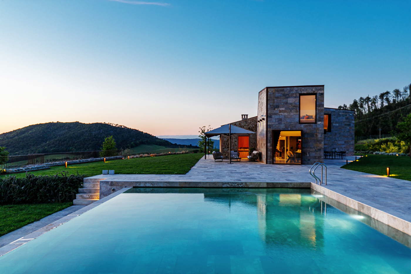 individually designed holidayvilla with heatable pool in Italy-Tuscany-Volterra