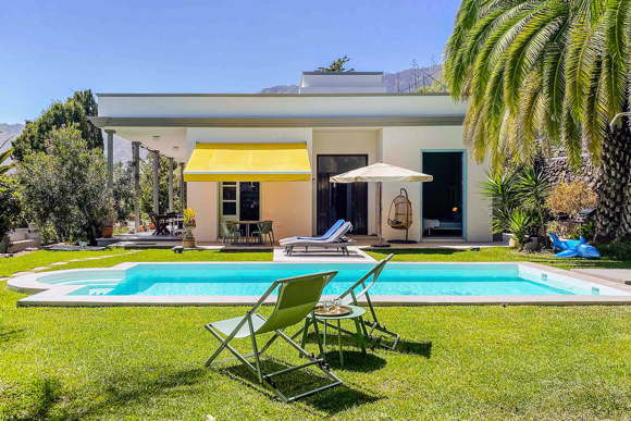 Holiday villa-pool-seaview-Canaries-La Palma-Los Llanos de Aridane