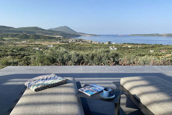 holidayvilla-designvilla-pool-seaviews-Greece-Peloponnese