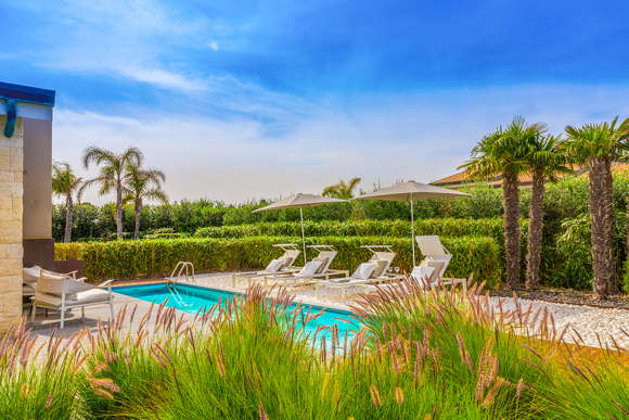 Holiday villa-2 pools-luxury-hotel-resort-Minareto-Italy-Sicily-Syracuse