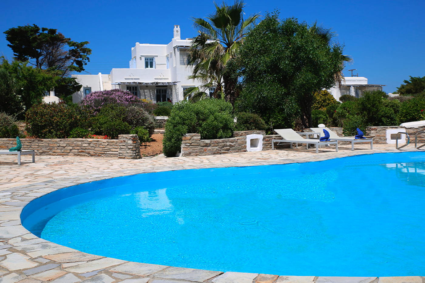 Luxury holiday villa directly at the beach in Antiparos Greece