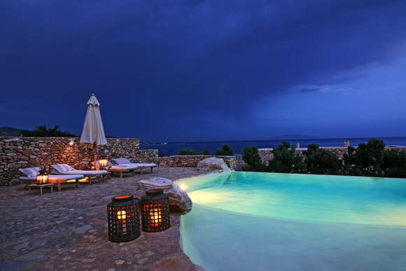luxury villa-luxury holiday home-vacation villa in Greece-Cyclades-Paros-Aliki