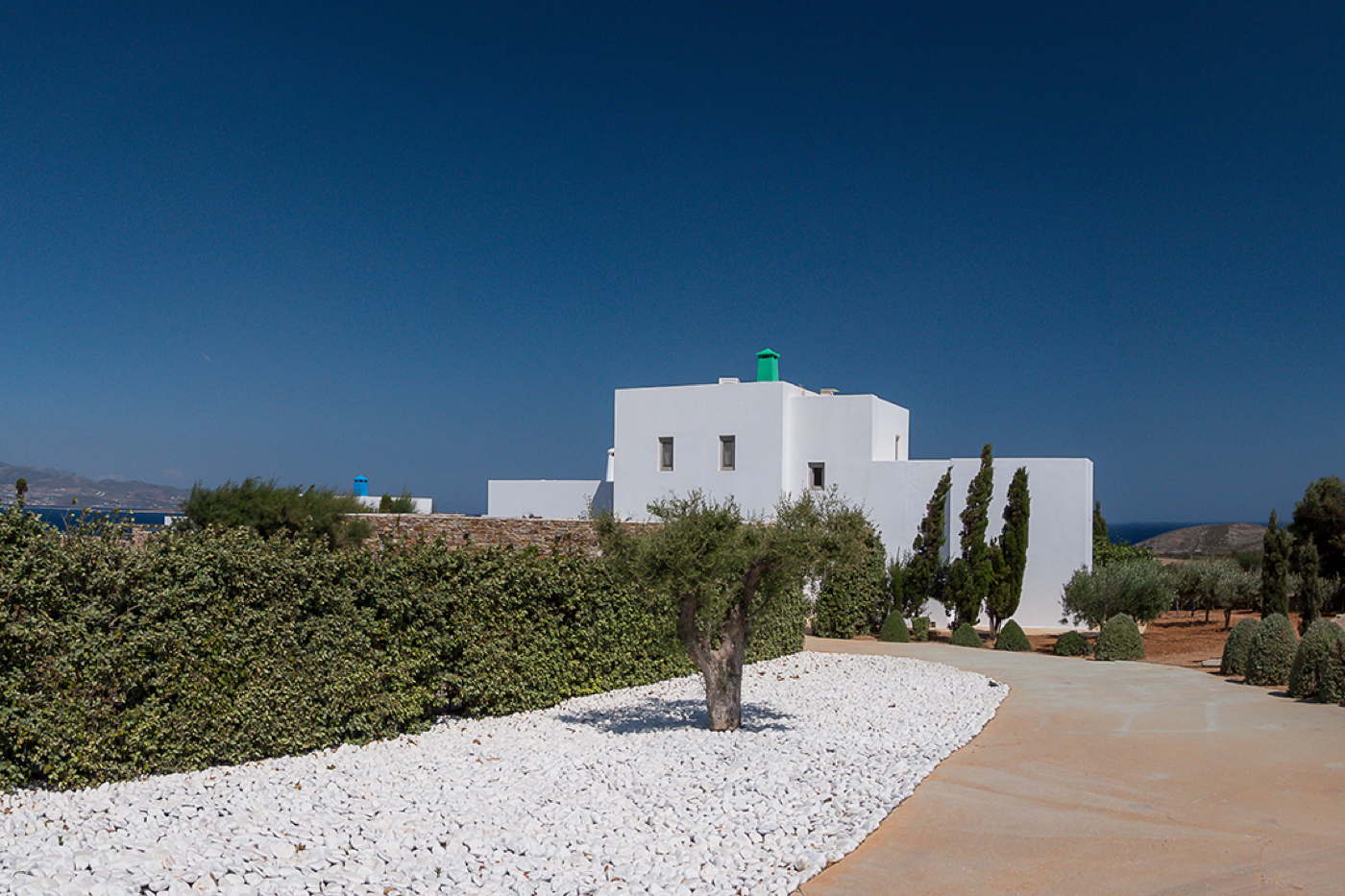 Spacious holiday villas for groups with privacy in Antiparos