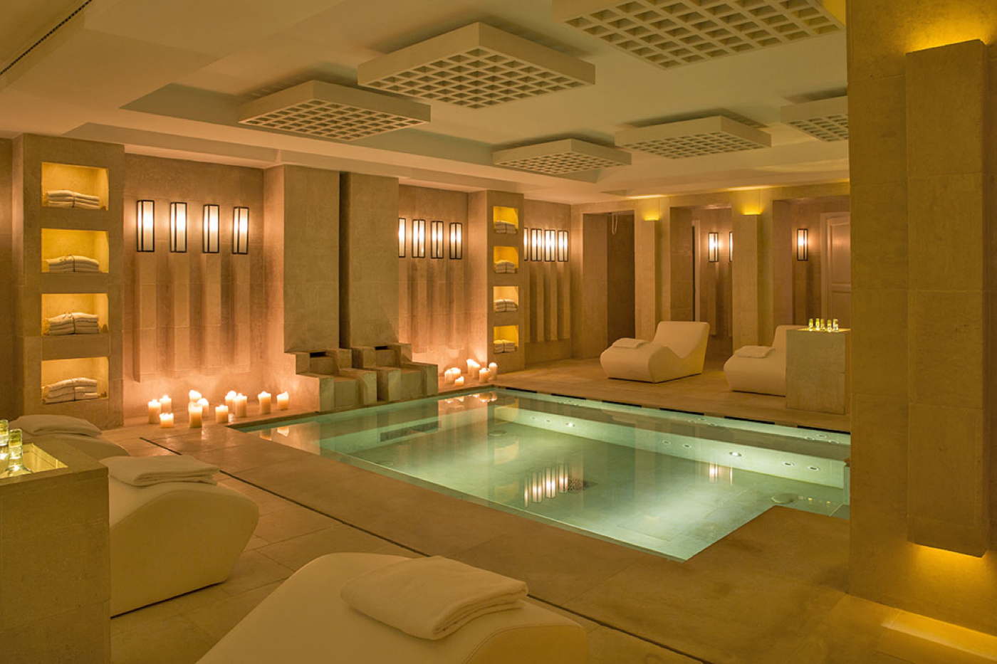 Luxury villa with pool in 5 star golf resort in Puglia Italy