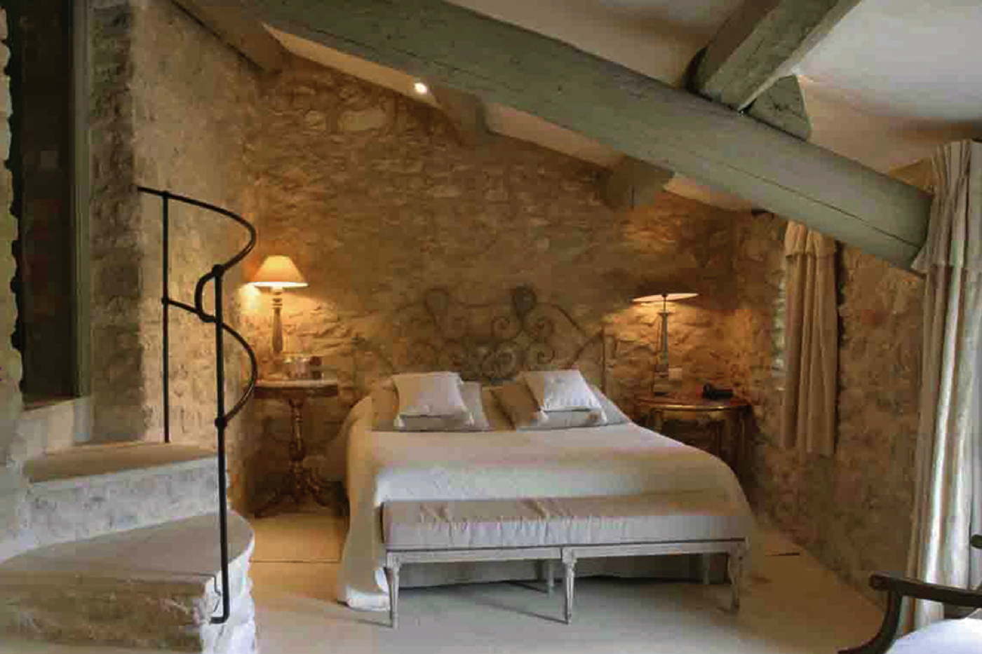France-Provence-Ménerbes-luxury villa-luxury holiday home-vacation villa in France