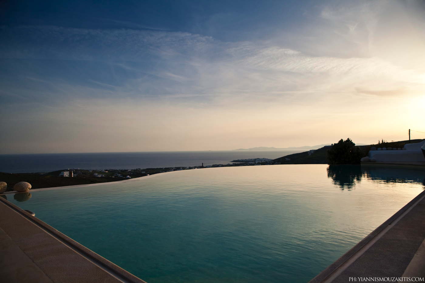 luxury villa-luxury holiday home-vacation villa in Greece-Cyclades-Tinos-Triandaros