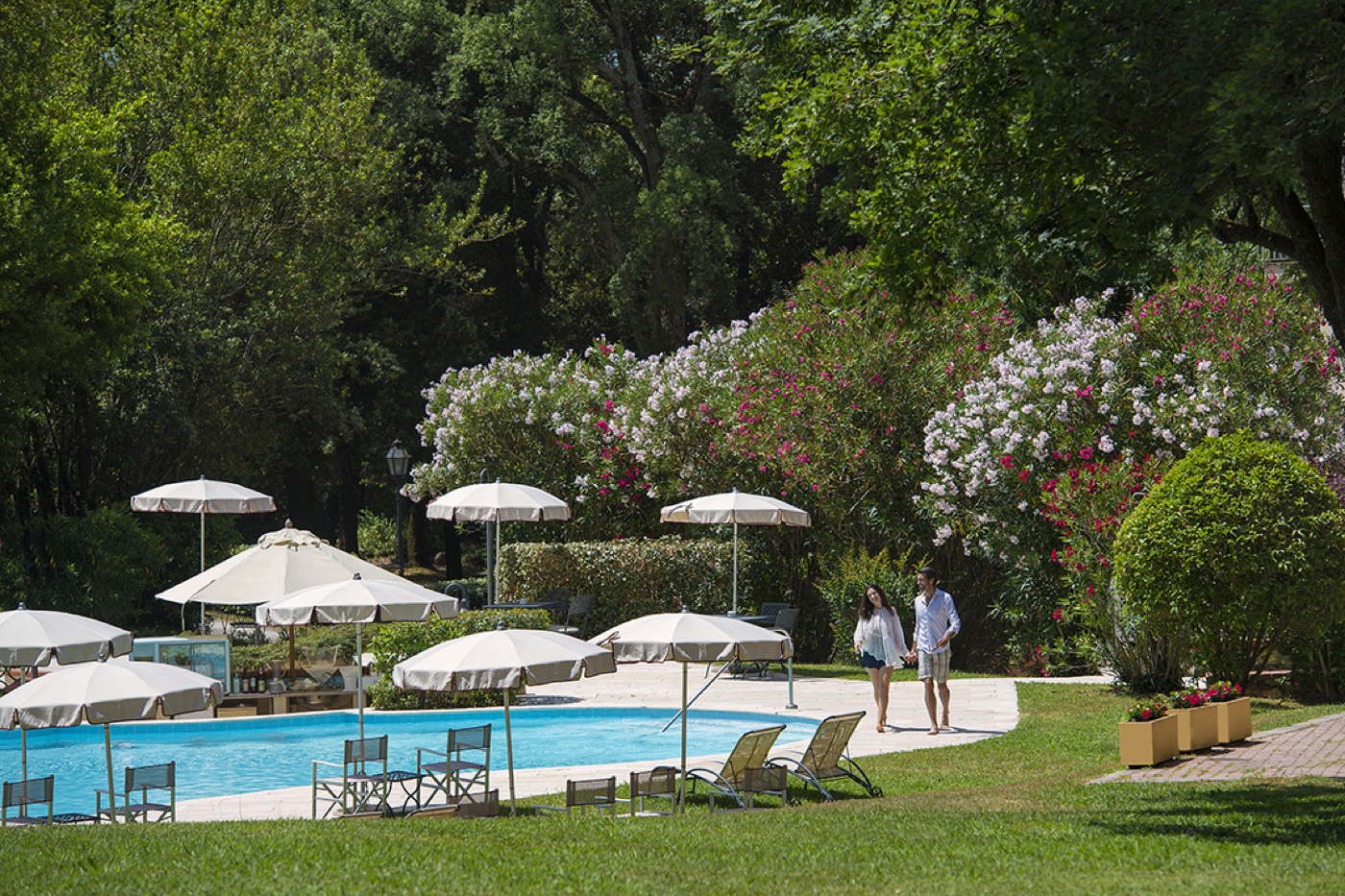 Wellnesshotel-Italy-Tuscany-with- Thermalpool-Tenniscourt-Golfcourse