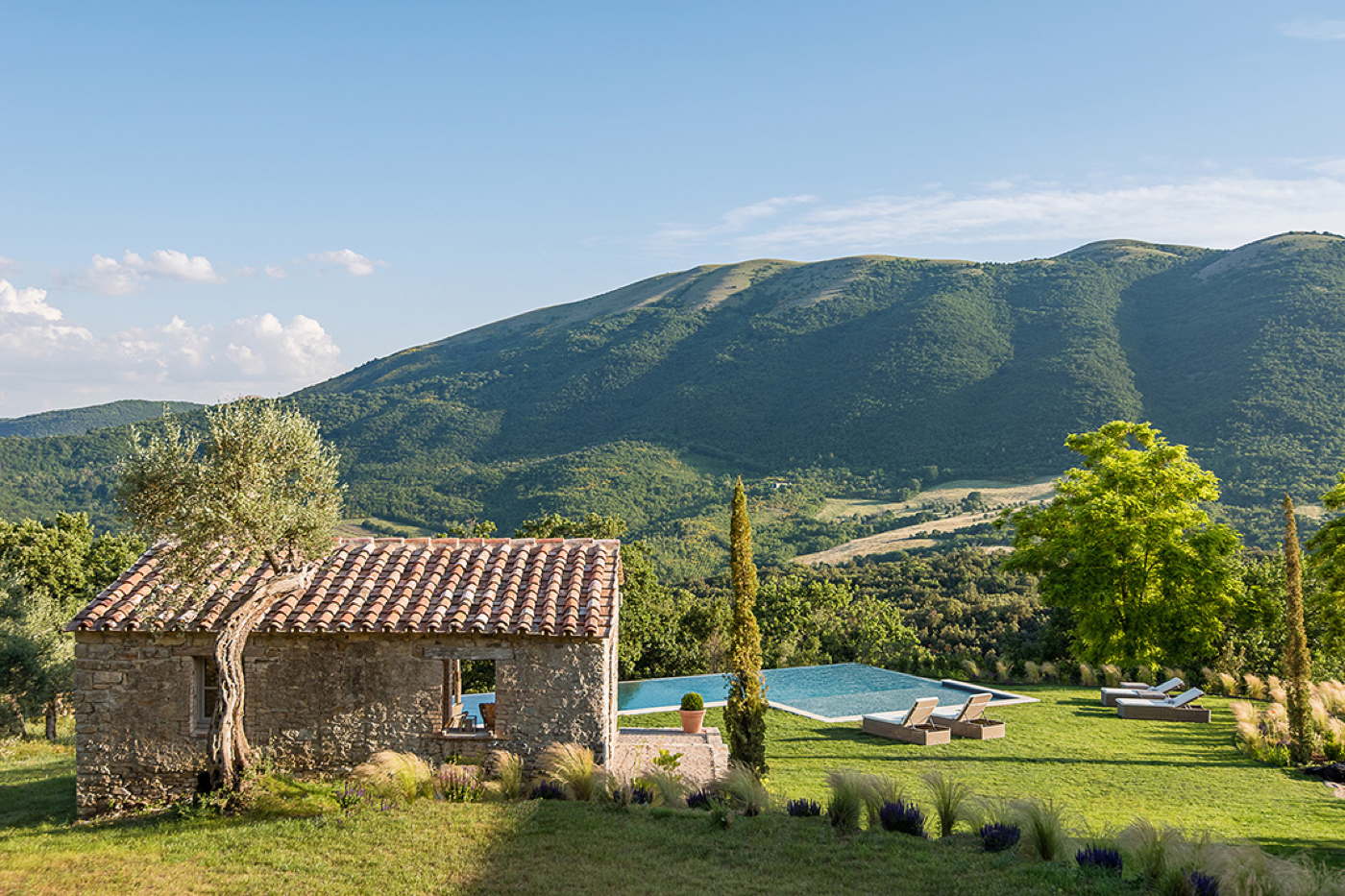 luxury holiday home-countryside-in Italy-Umbria-Murlo Estate