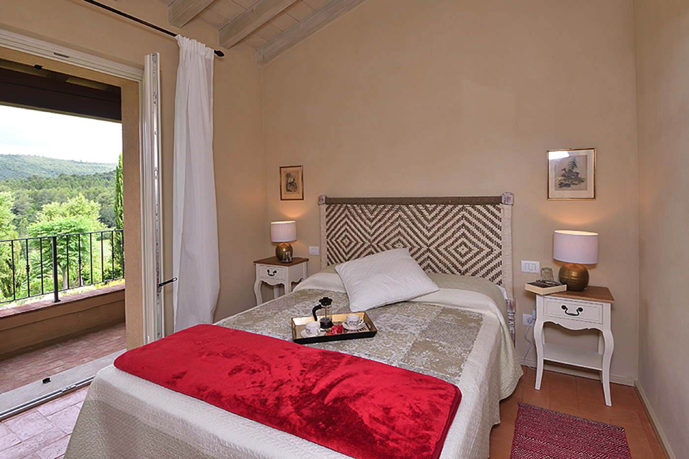 self catering villa-rental villa-holiday rental-vacation villa in Itay-Tuscany